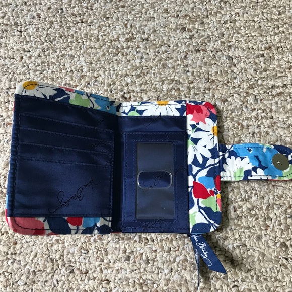 Small Vera Bradley Wallet - Picture 3 of 3